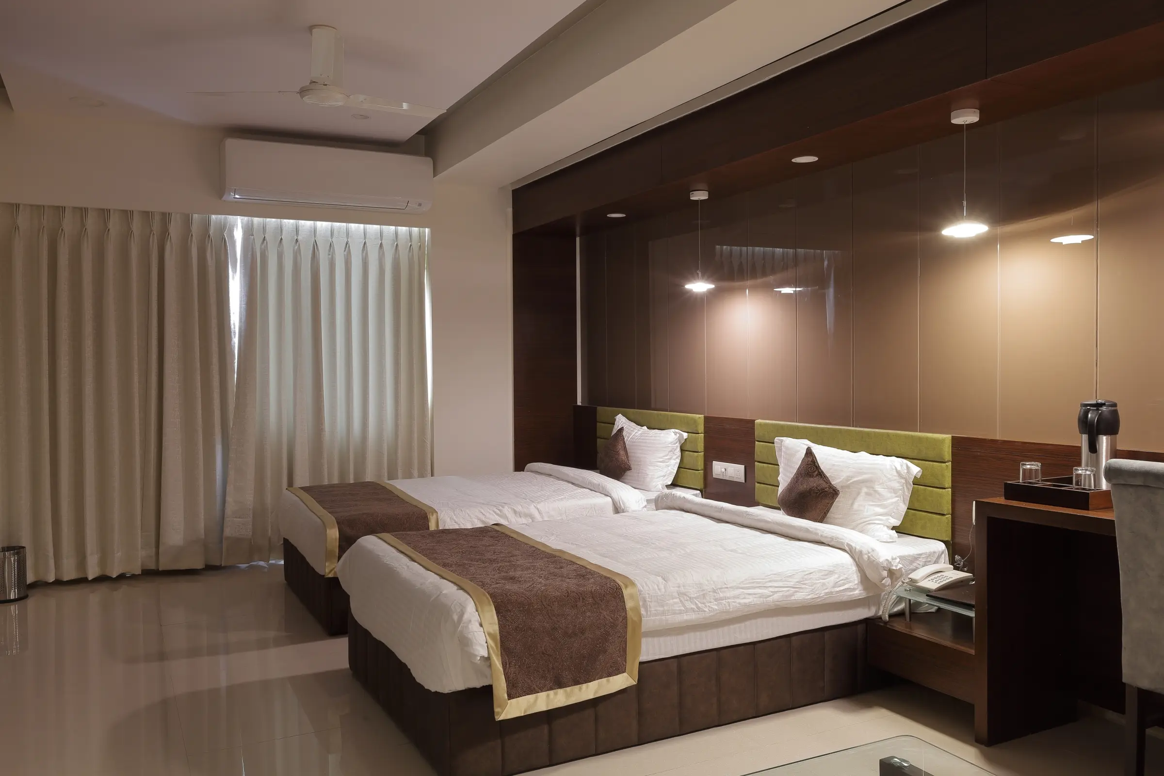 Deluxe room with city view
